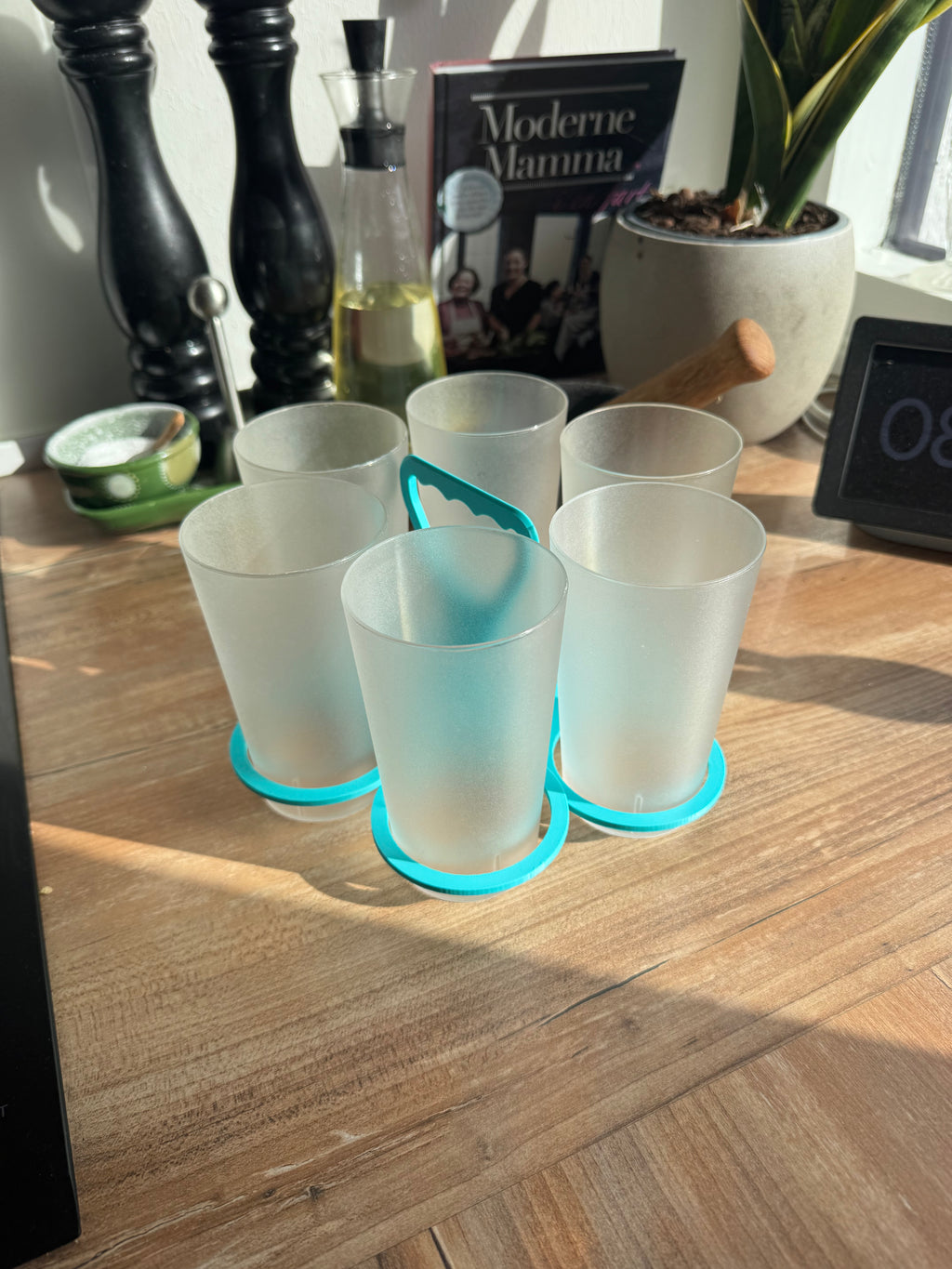 ￼ Bæreholder til 6 glas